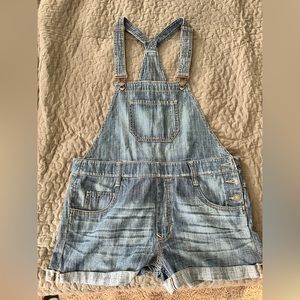 Express Jean overall shorts size 6